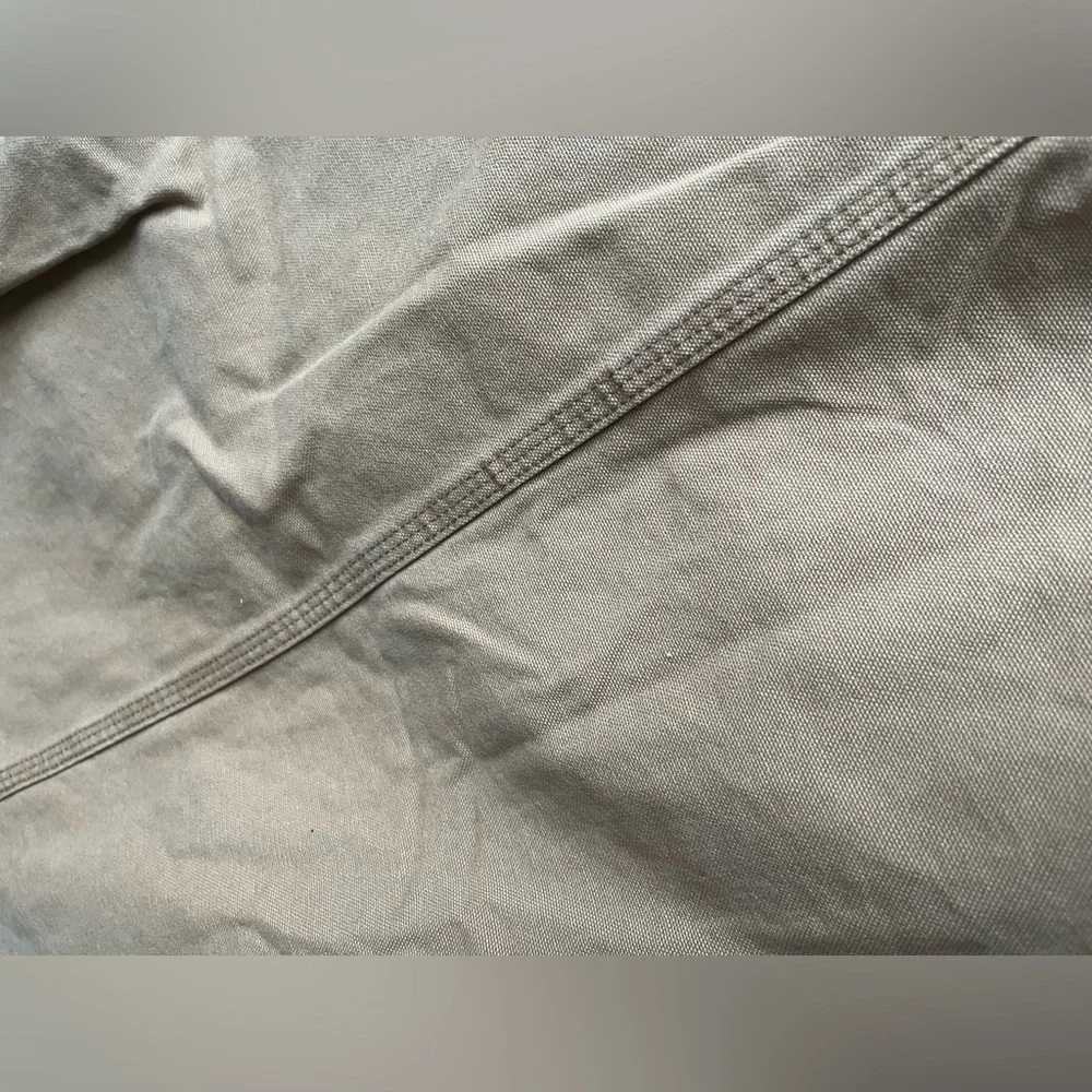 NWT Carhartt Canvas Iowa Hawkeyes Barn Jacket Small - Picture 9 of 10